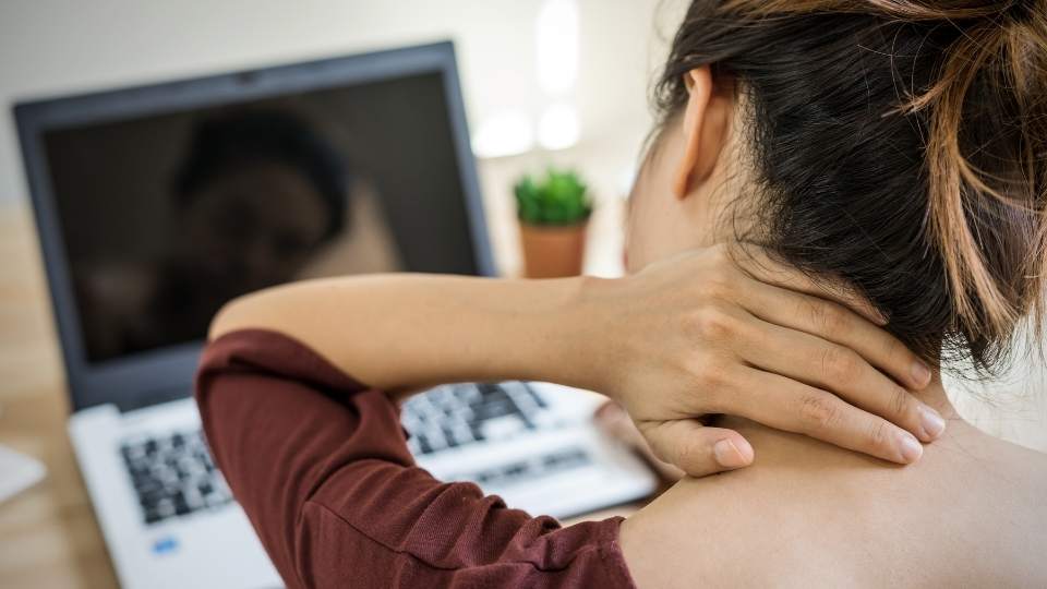 Woman with neck pain